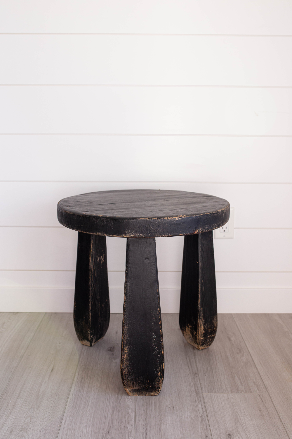 Antico Side Table Black - Luxe B Co