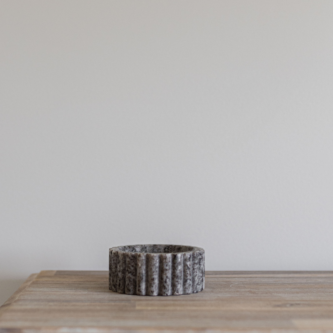 Beige Marble Fluted Soap Dish | By Luxe B Co.