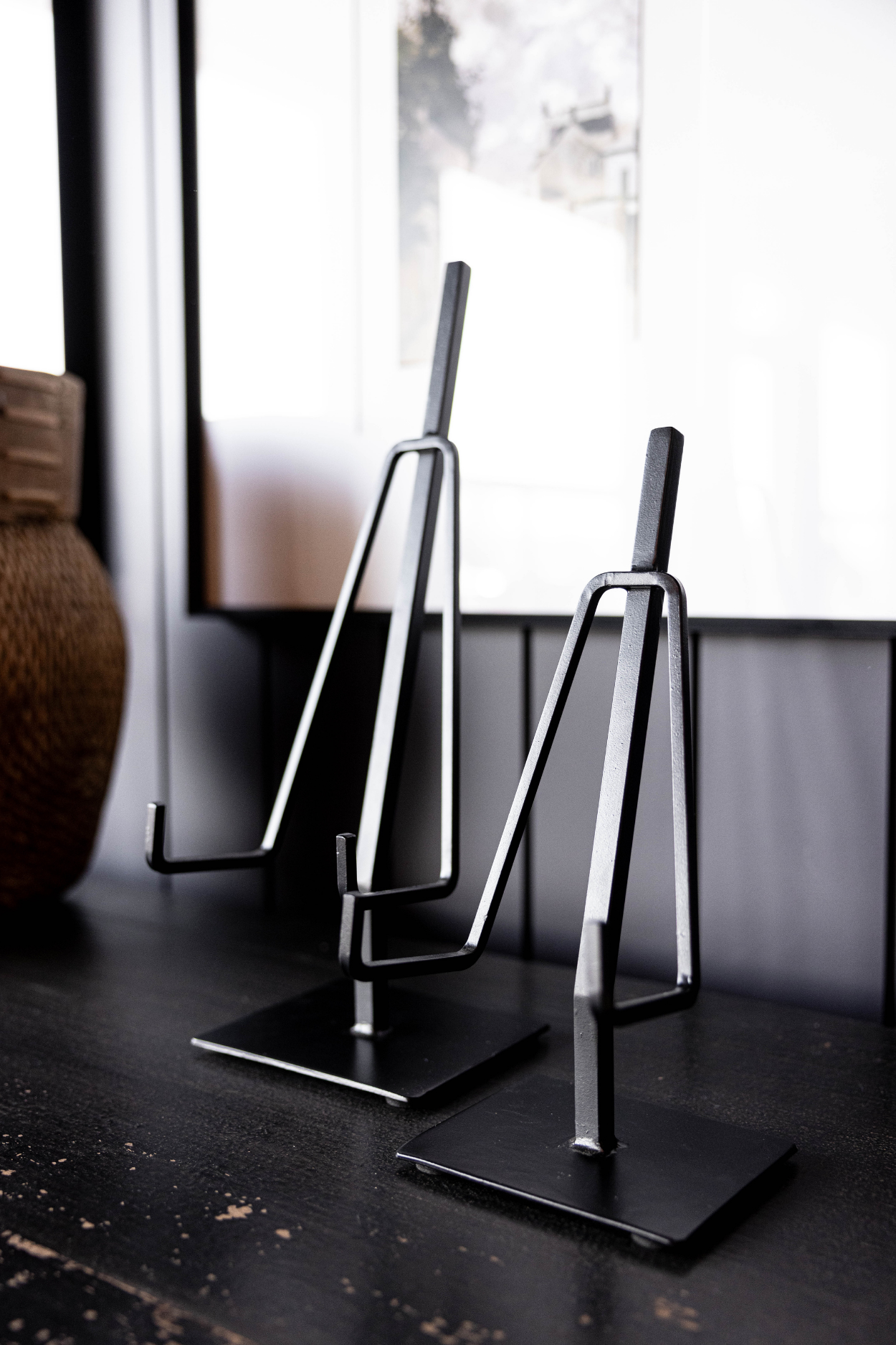 Dual Arm Black Iron Easel | By Luxe B Co.