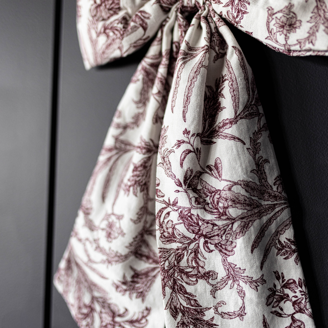 Star Toile Baby Burgundy Bows - Luxe B Co