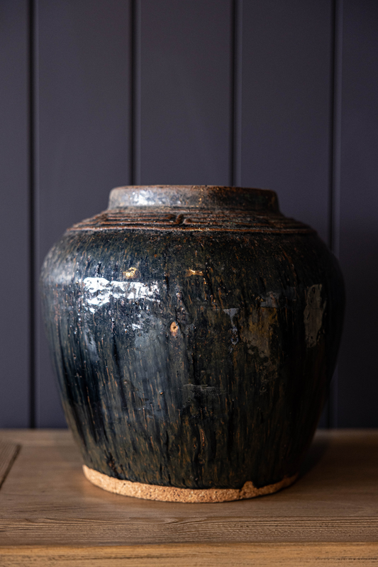 Vintage Glazed Lines Pot | By Luxe B Co.