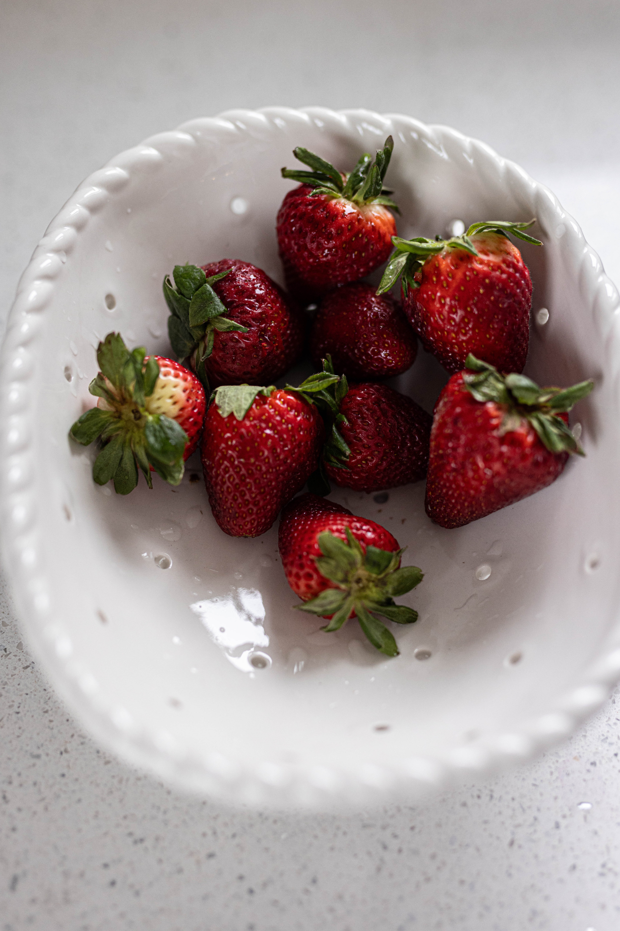 White Stoneware Berry Colander | By Luxe B Co.