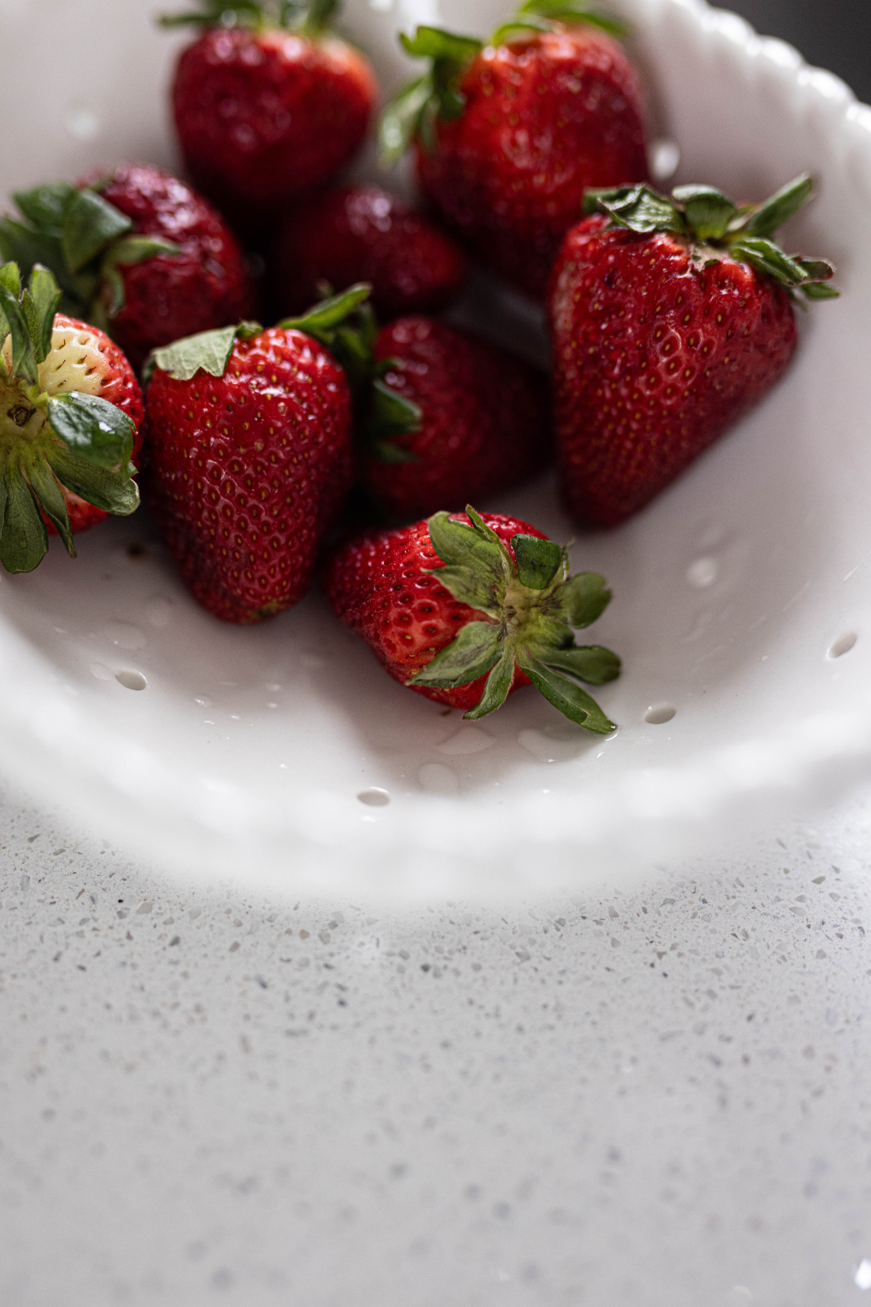 White Stoneware Berry Colander | By Luxe B Co.