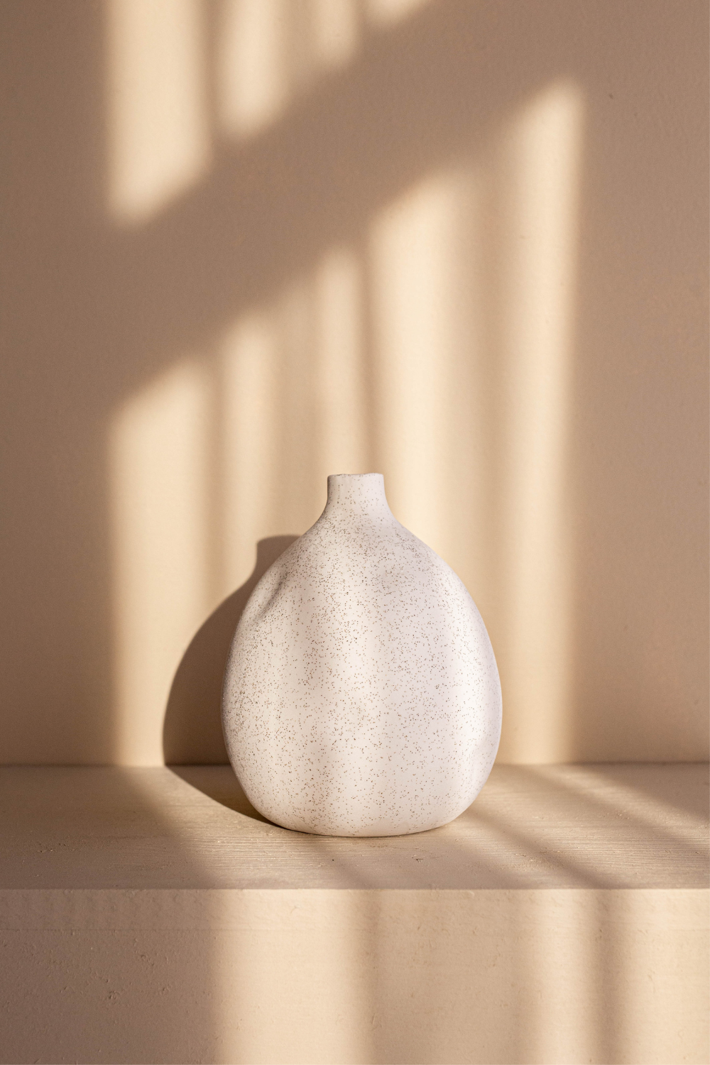 Mojave Desert Vase Small- Case of 12 - Luxe B Co