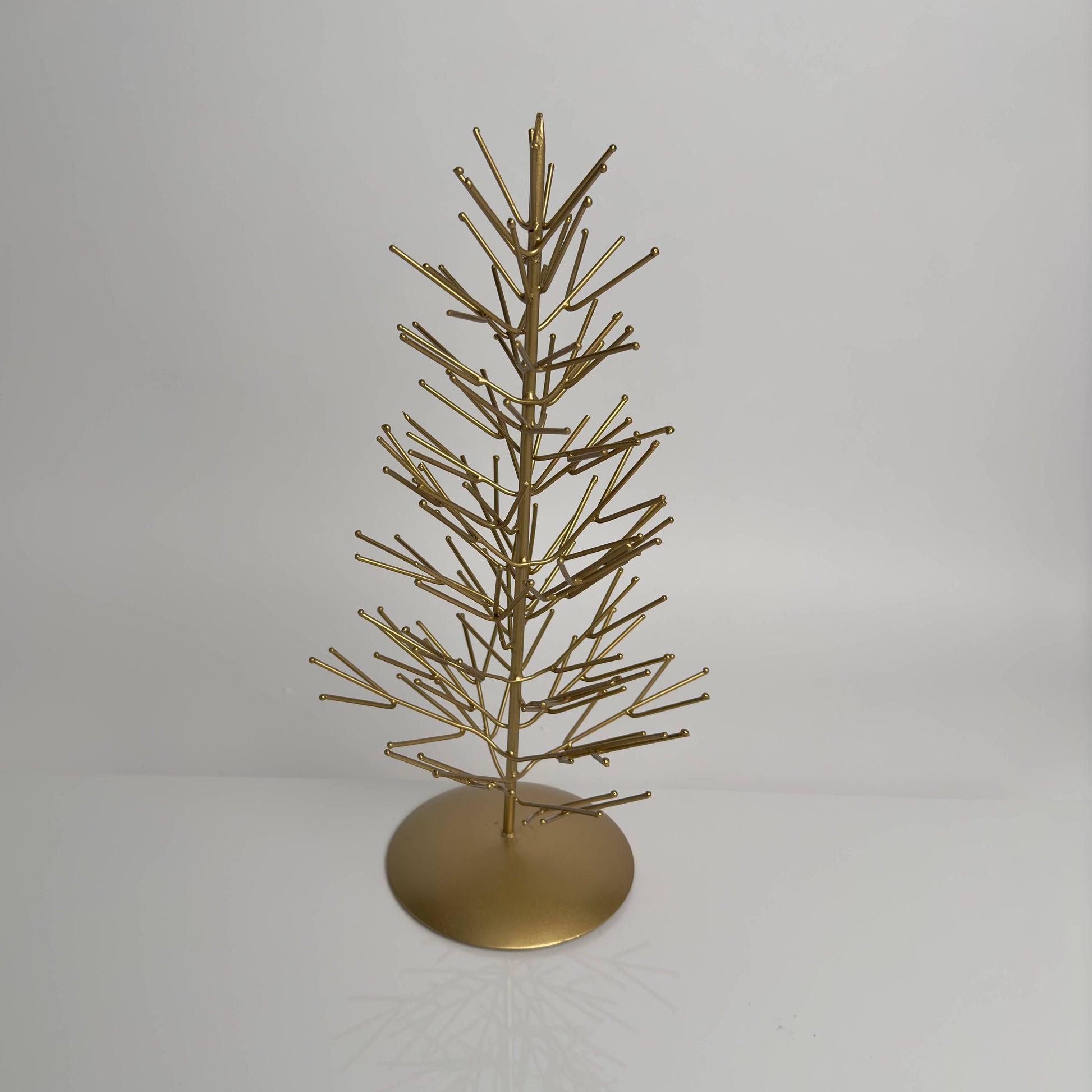 Gold Medium Iron Xmas Tree - Luxe B Co