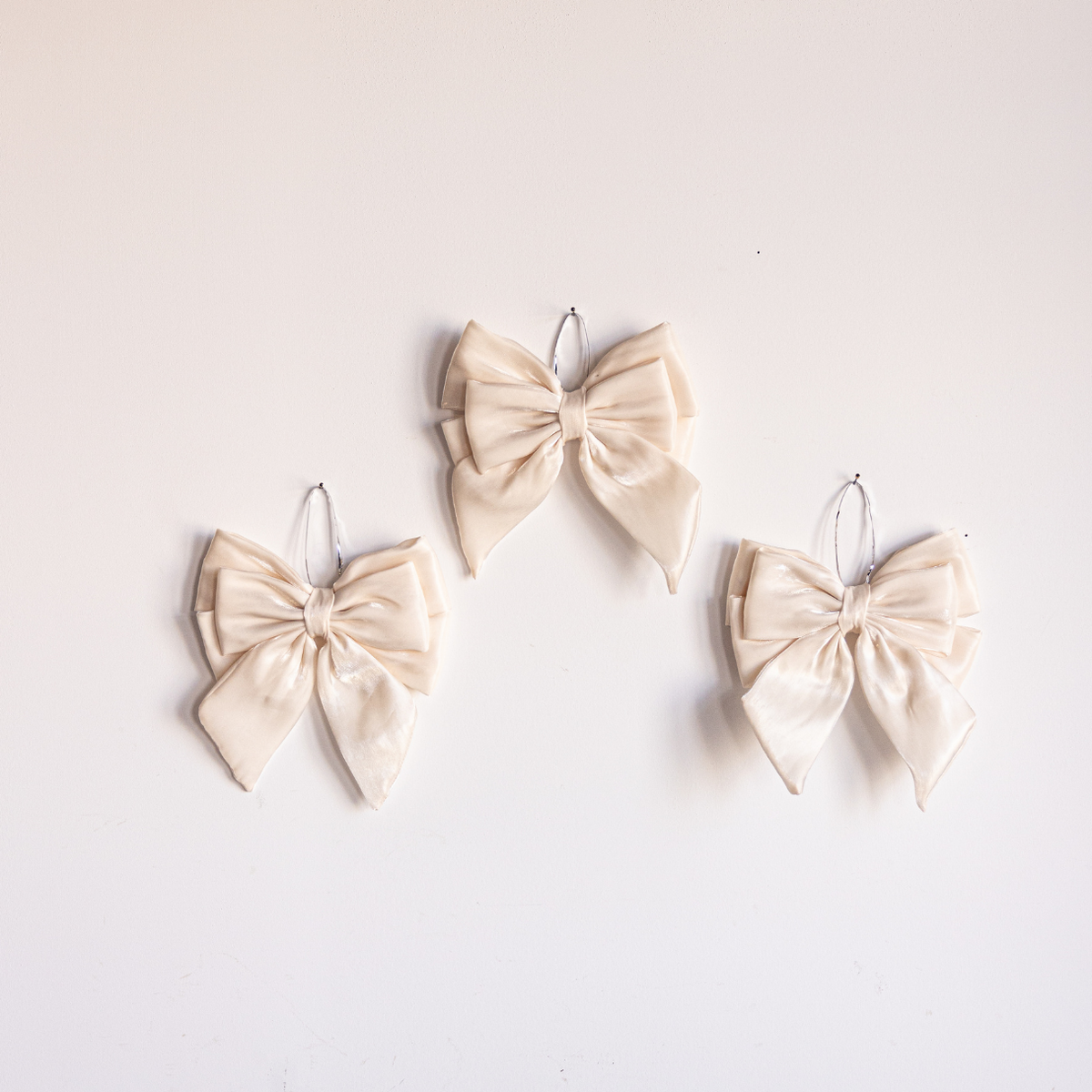 Cream gauze bold bow from Luxe B Co featuring a large, soft fabric bow perfect for hair accessories or decorative use.