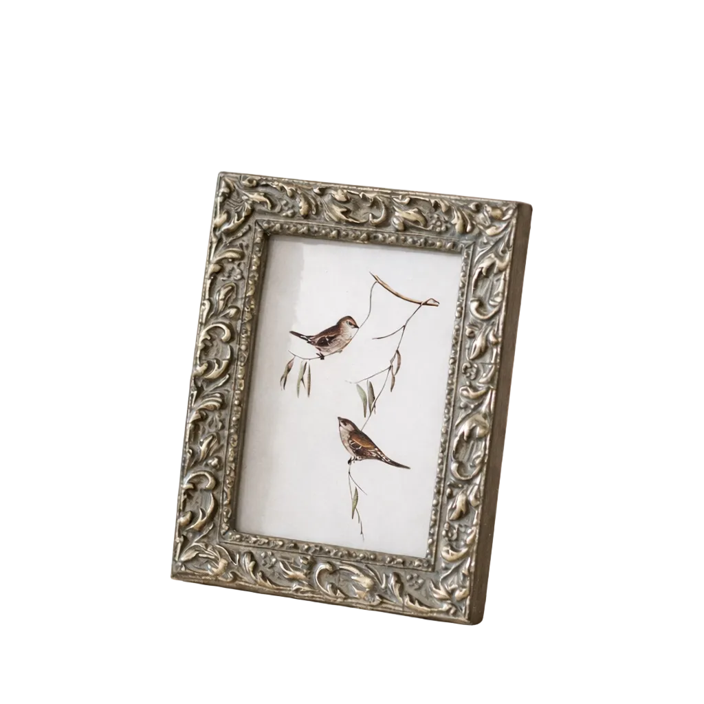 Antique Inspired Carved Photo Frame | By Luxe B Co. 