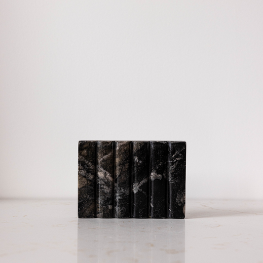 Black Scalloped Marble Soap Dish