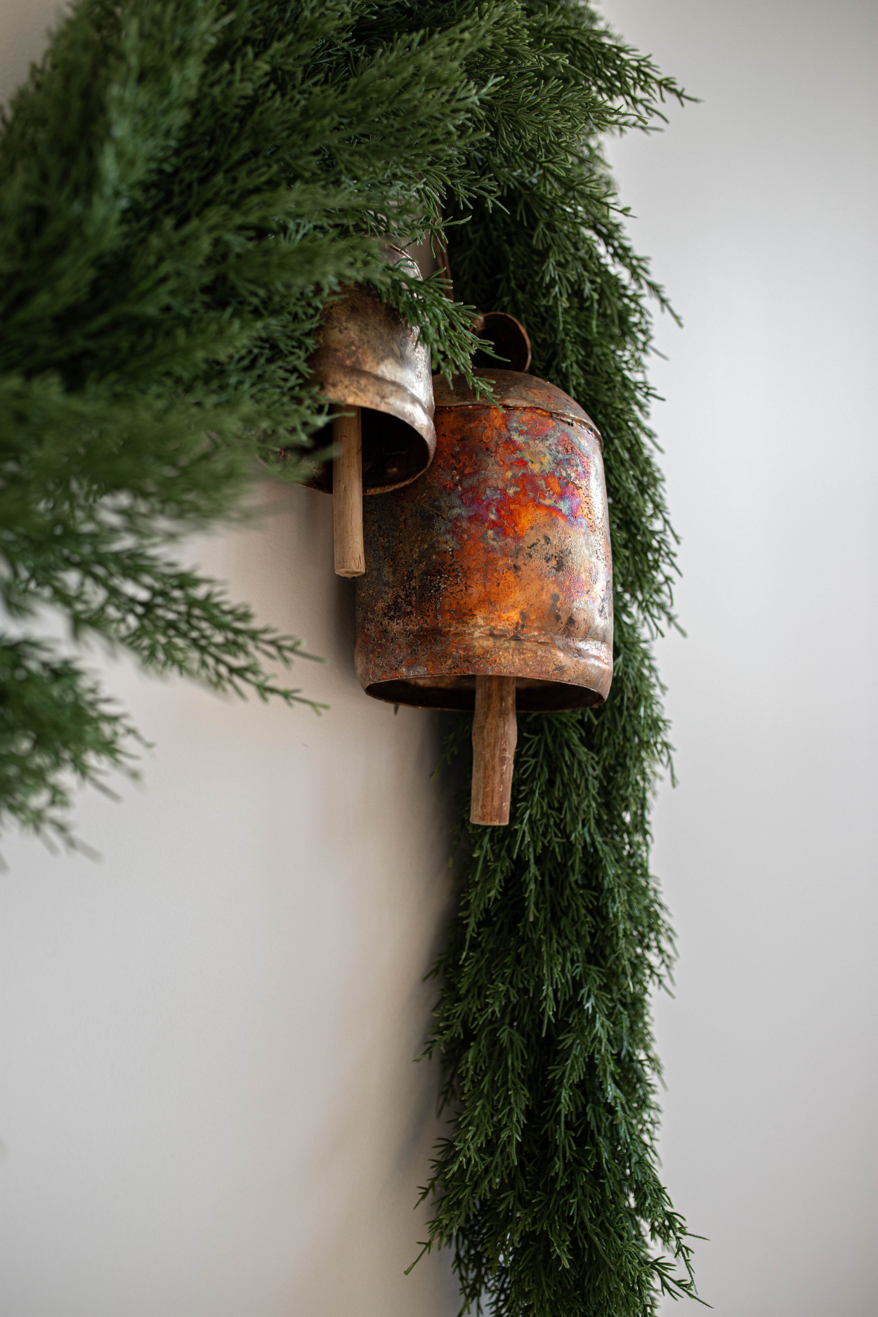 Luxe B Co. Cypress Pine Garland - Thumbnail 5
