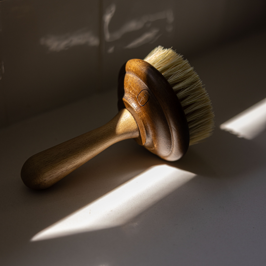 Wood Dish Soap Brush, Plant-Based Bristles | Luxe B Co.
