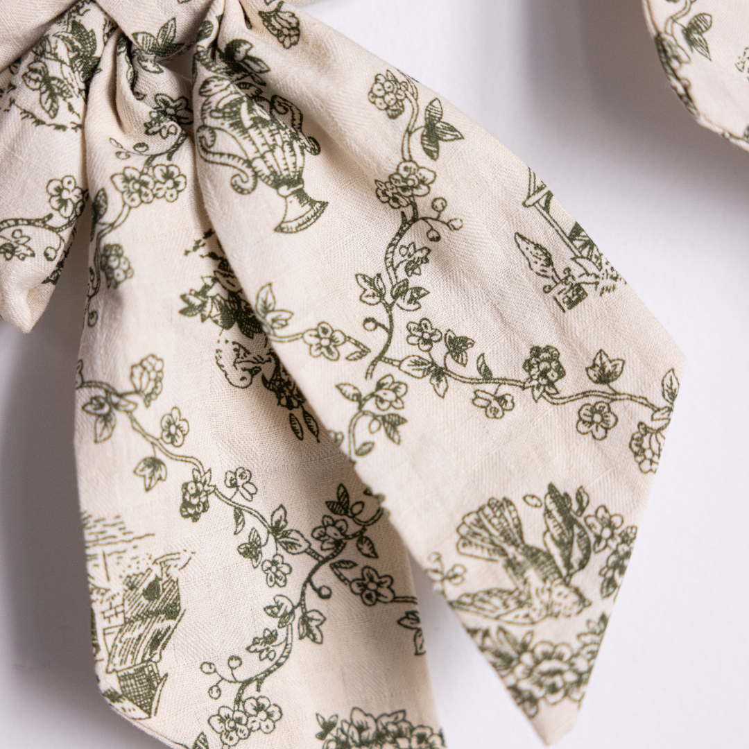 Green Toile de Jardin Fabric Bow Garland By Luxe B Co. 