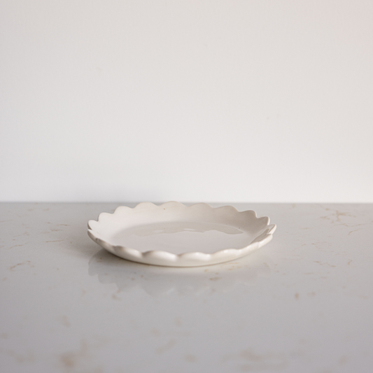 Scallop Round Plate | By Luxe B Co.