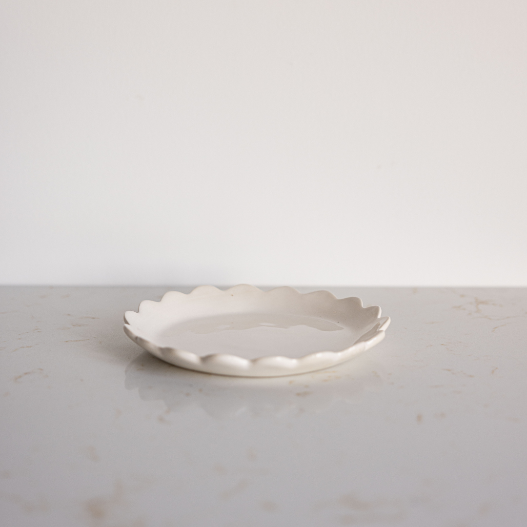 Scallop Round Tray | By Luxe B Co.