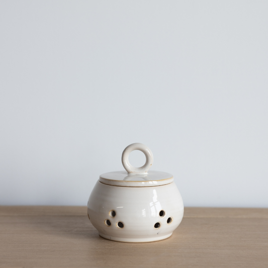 Stoneware Garlic/Onion Keeper | By Luxe B Co