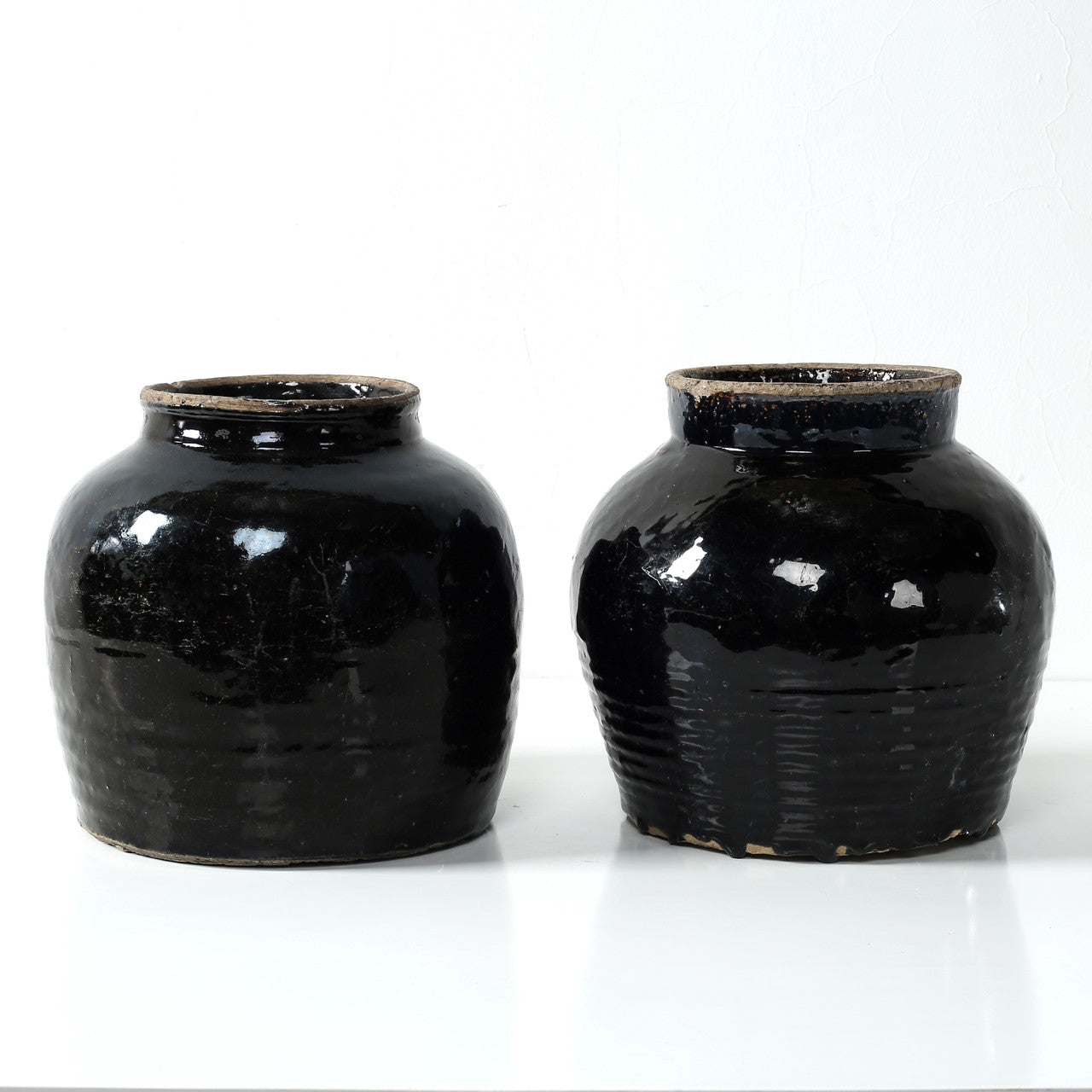 Vintage Black Glazed Pot | By Luxe B Co.