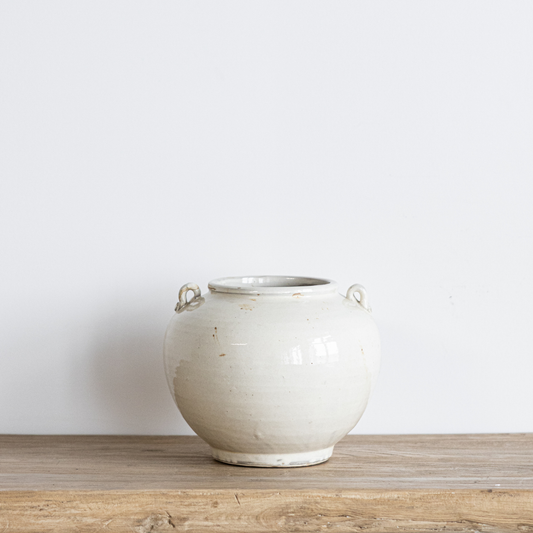 Vintage Cream Glazed Pot | By Luxe B Co. 