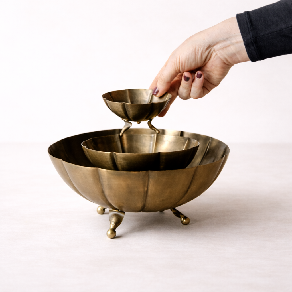 Luxe B Co. Scalloped Footed Bowl