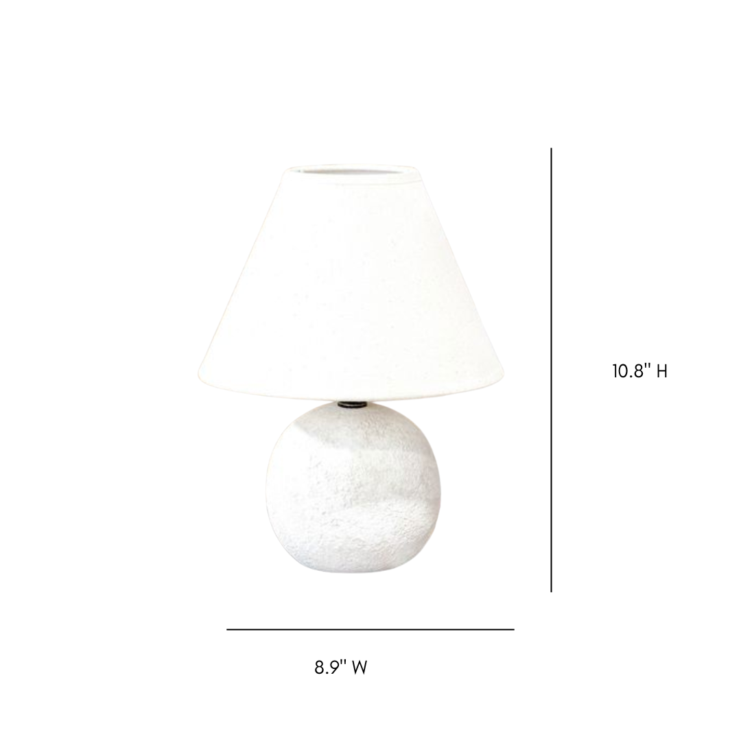 White Ceramic Lamp | By Luxe B Co. 