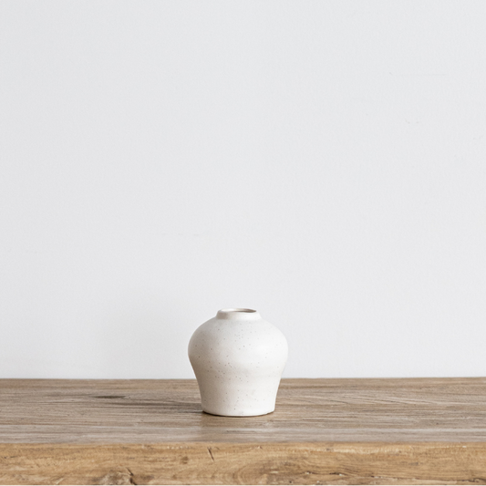 White Textured Anders Urn Vase | By Luxe B Co. 