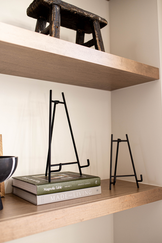 Art Easel Black | By Luxe B Co. 