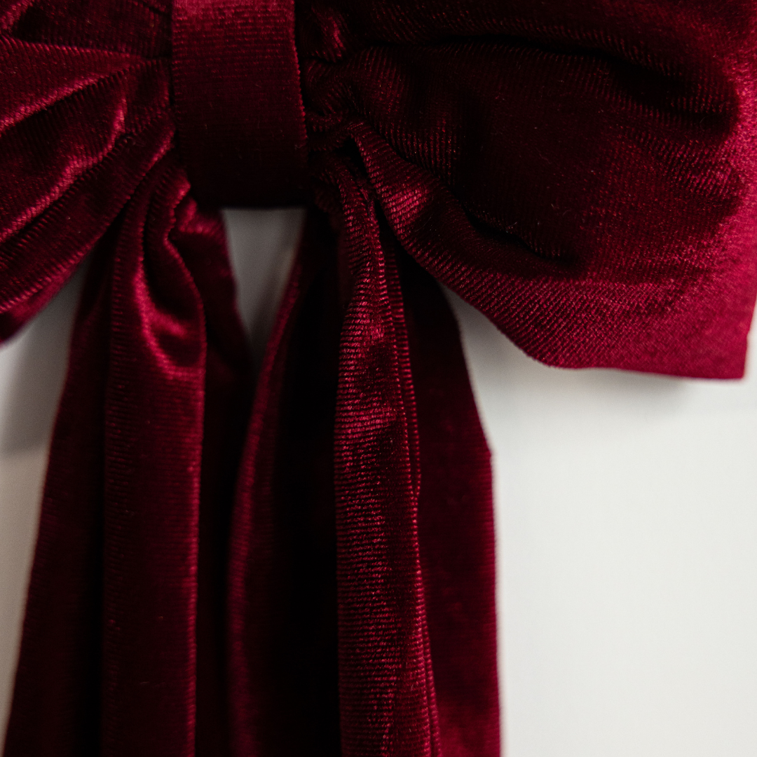 Red Velvet Bow Garland - Luxe B Co
