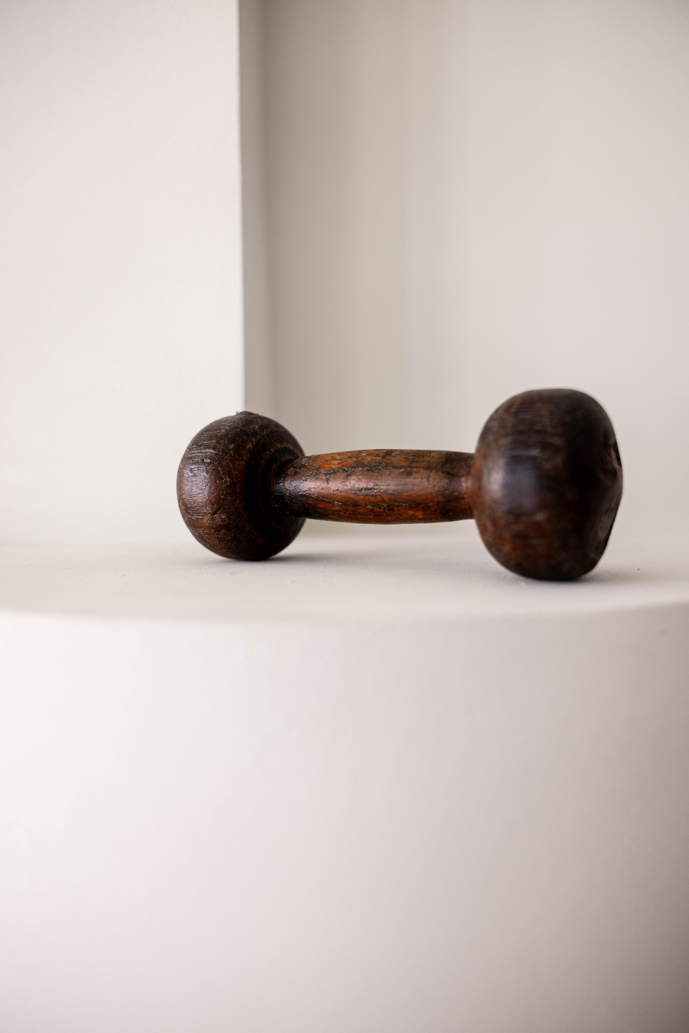 Vintage Wood Dumbbell - Luxe B Co