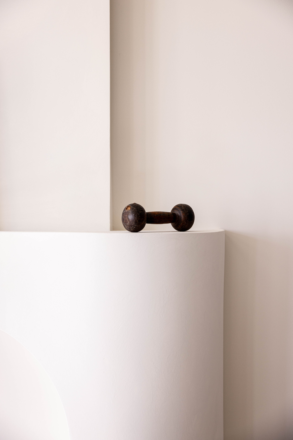 Vintage Wood Dumbbell - Luxe B Co